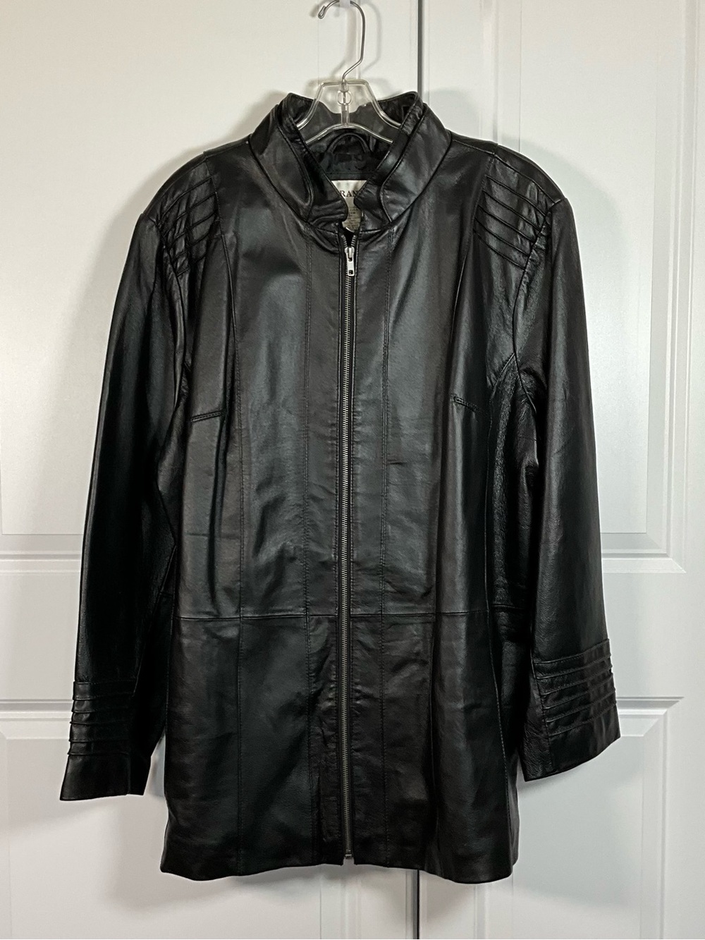 Veranesi Jacket Size 24W Black  Genuine Leather Zip-Front Jacket Long